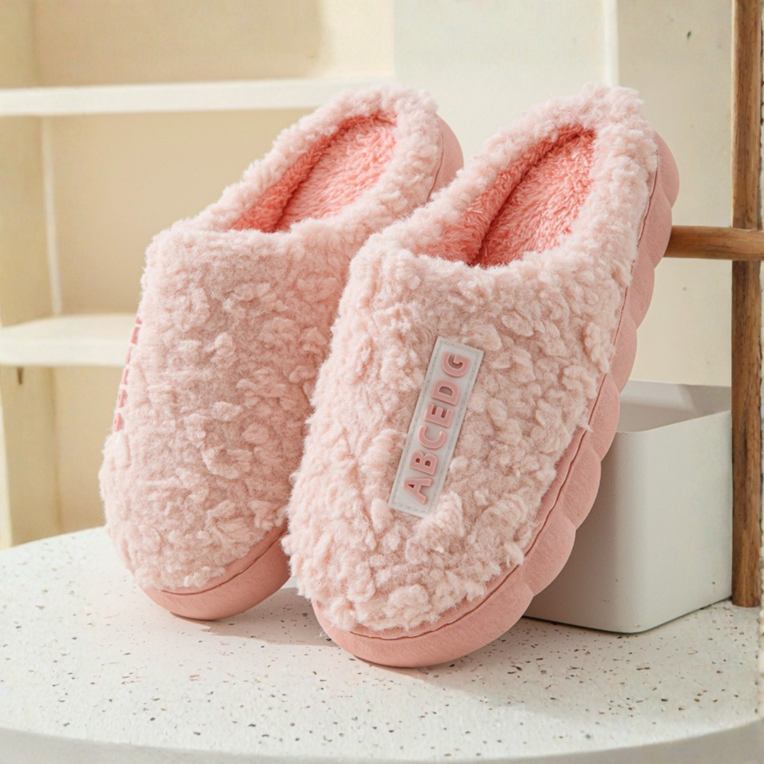 Capucine | Chaussons en Peluche Antidérapants