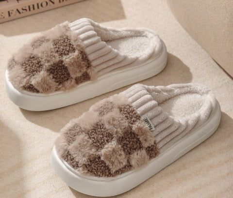 Capucine | Chaussons en Peluche Antidérapants