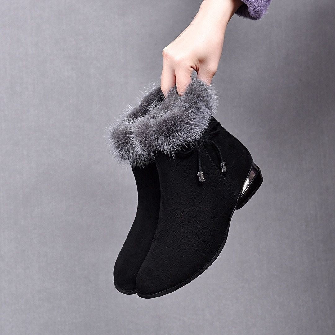 Adélaïde | Bottines à Talon Mi-Haut et Zip Latéral
