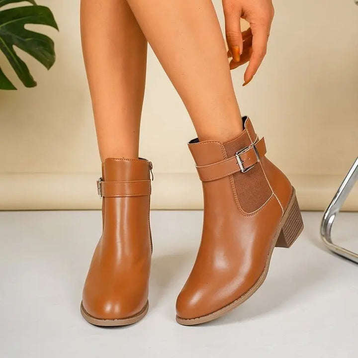 Juliette | Bottines à Boucle et Talon Carré