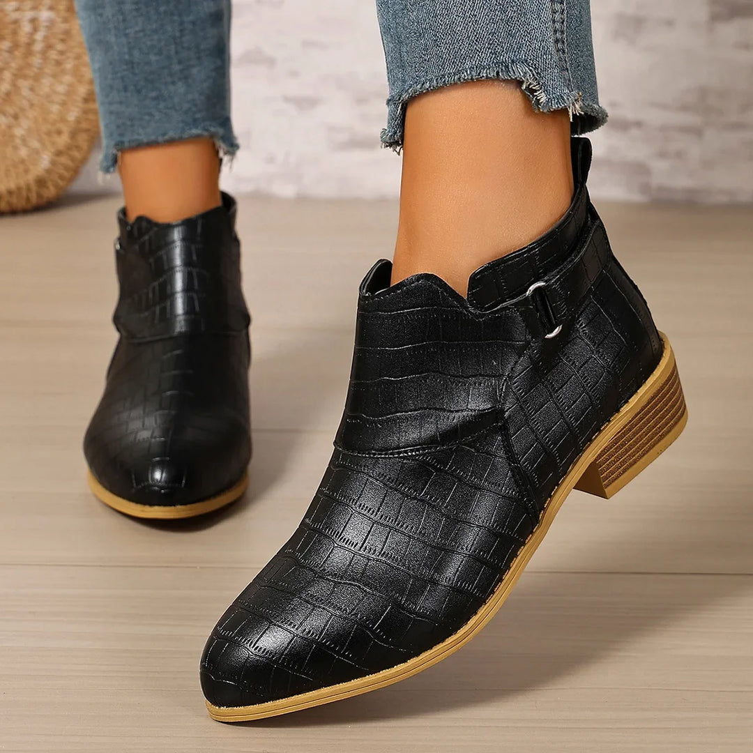 Maëlys | Bottines Orthopédiques Effet Croco à Petit Talon Bloc