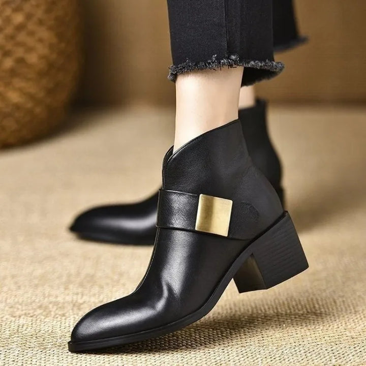 Bérénice | Bottines Orthopédiques Pointues à Boucle Dorée
