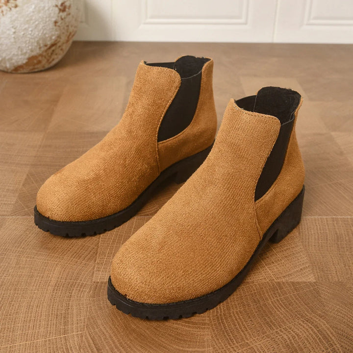 Margaux | Bottines Chelsea en Daim à Semelle Crantée